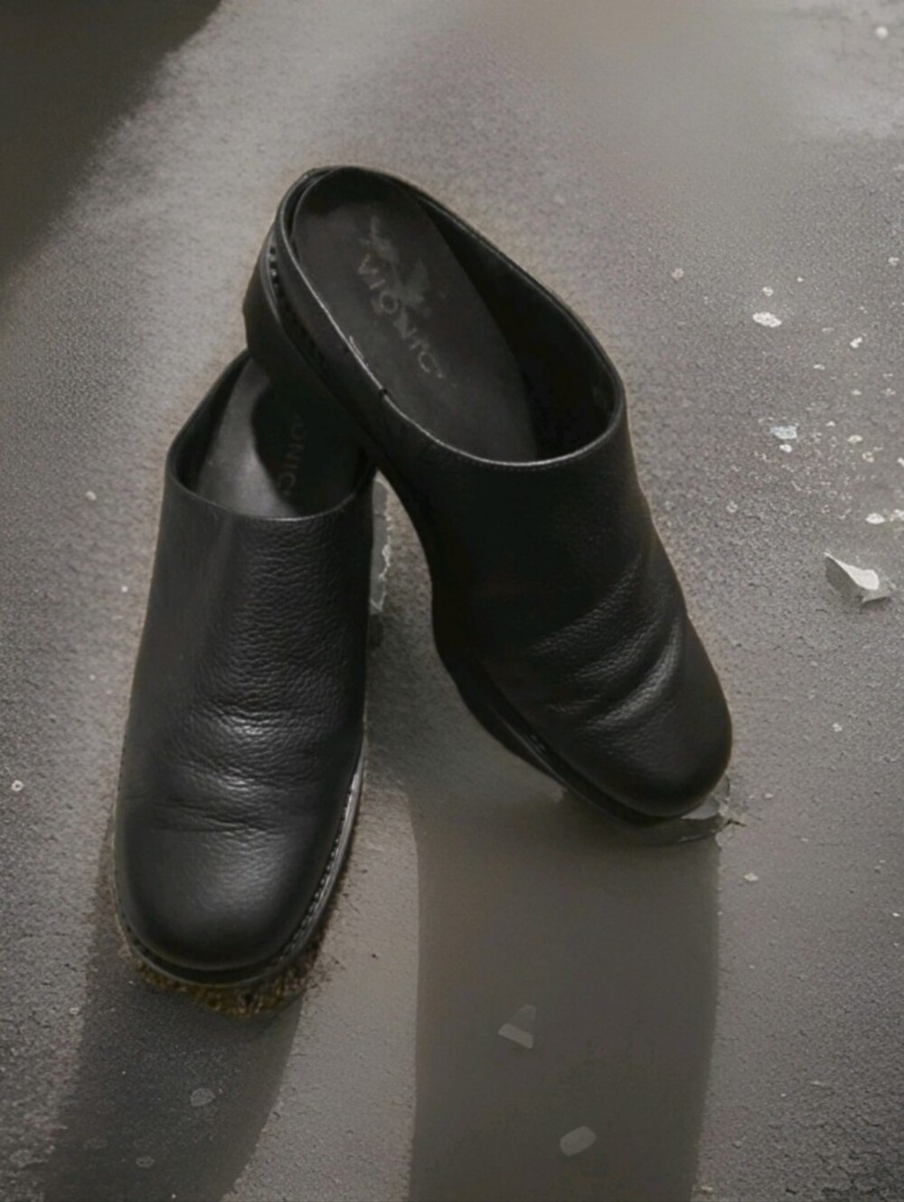 Vionic Fairfax Black Leather Comfort Slip-On Clogs Shoe US 9